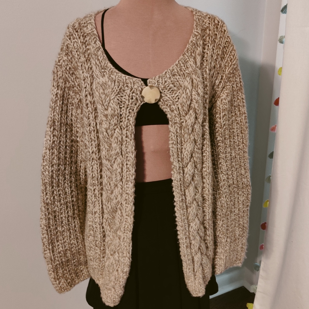 oversized minimalist chunky sweater handmade cardigan  big button  natural - Picture 2 of 8